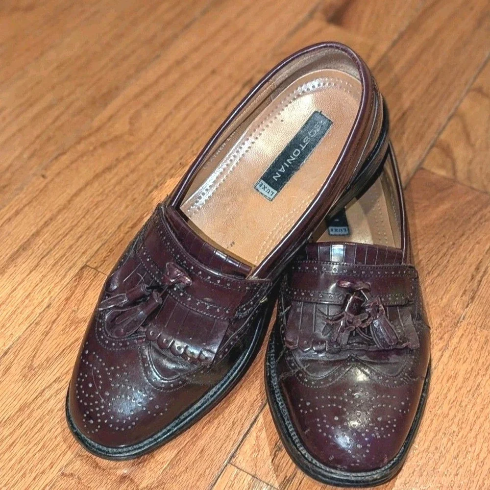Old Money Bostonian Tassle Loafers Men's 8.5M Burgundy Leather‎ Brogue Preppy